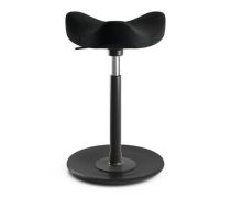 Varier Move Ståstödstol, svart/grått tyg, svart fot, Medium 56–82 cm – Repor på foten – Köpt i befintligt skick – outletvara med begränsad reklamationsrätt